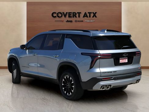 Used 2026 Chevrolet Traverse Z71 w/ Enhanced Driving Package AWD/4WD image 3