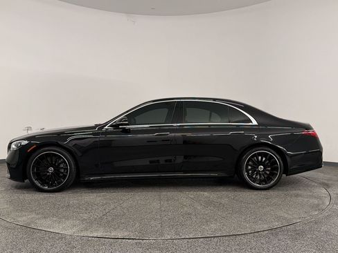 Certified 2022 Mercedes-Benz S 580 4MATIC Sedan image 2