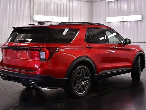 New 2026 Ford Explorer ST w/ Sun And Sound Package image 7