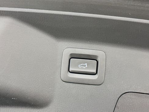 Used 2021 MAZDA CX-9 Touring image 32