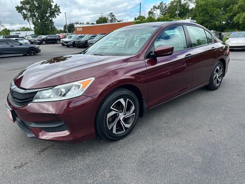 Used 2017 Honda Accord LX image 1