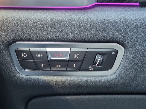 Used 2021 BMW X5 M50i w/ Executive Package image 22