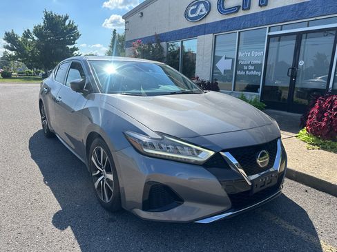 Used 2021 Nissan Maxima 3.5 SV w/ Floor Mat Group FWD image 2
