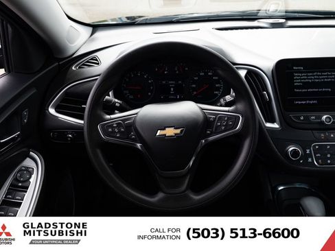 Used 2024 Chevrolet Malibu LT FWD image 12