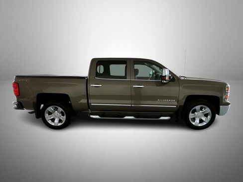 Used 2015 Chevrolet Silverado 1500 LTZ w/ LTZ Plus Package image 4