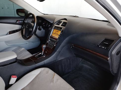 Used 2011 Lexus ES 350 FWD image 11