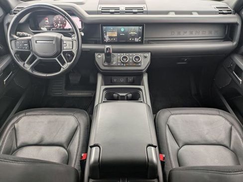 Used 2023 Land Rover Defender 110 X-Dynamic SE image 14