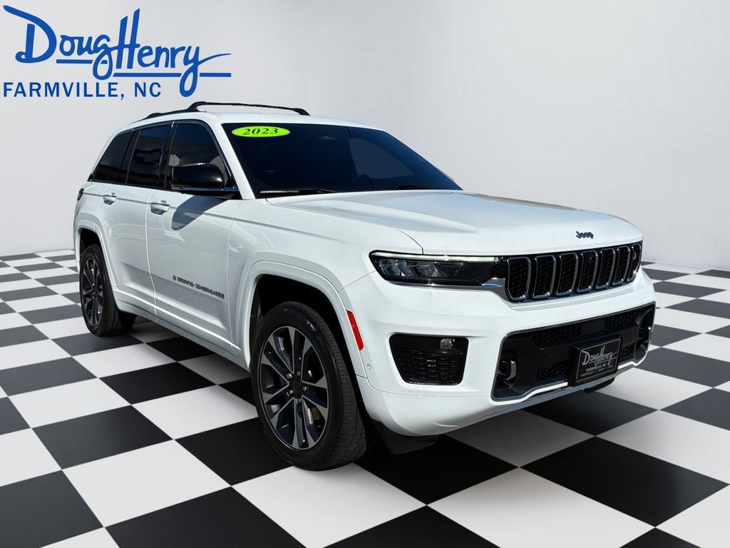 Used 2023 Jeep Grand Cherokee Overland w/ Adv Protech Group III AWD/4WD image 7