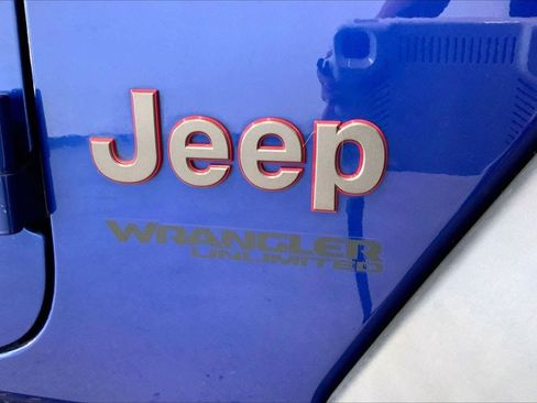 Used 2019 Jeep Wrangler Unlimited Rubicon AWD/4WD image 9