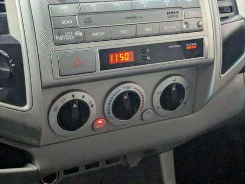 Used 2011 Toyota Tacoma 4x4 Double Cab w/ TRD Off-Road Pkg w/JBL Audio image 17