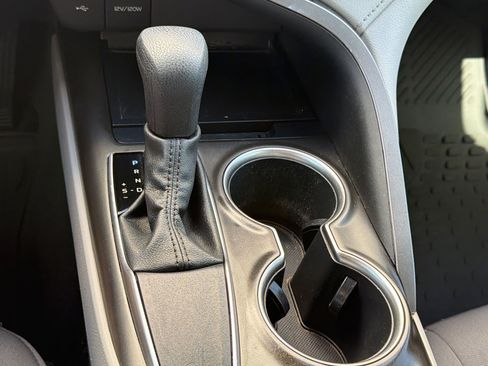 Certified 2021 Toyota Camry LE FWD image 18