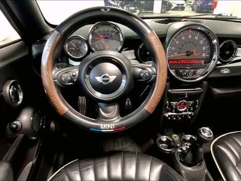 Used 2015 MINI Cooper Roadster S image 5