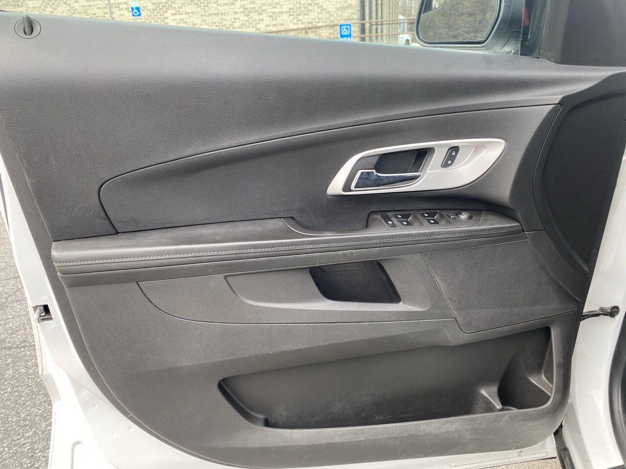 Used 2014 Chevrolet Equinox LS AWD/4WD image 9
