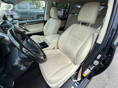 Used 2022 Lexus GX 460 Premium AWD/4WD image 12