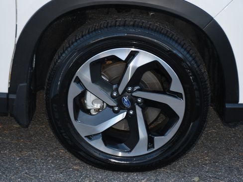 Used 2024 Subaru Forester Touring w/ POP Package 3 image 24