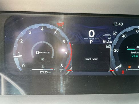 Used 2025 Toyota 4Runner TRD Off-Road AWD/4WD image 9