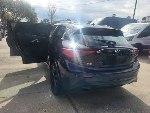 Used 2017 INFINITI QX30 AWD image 99