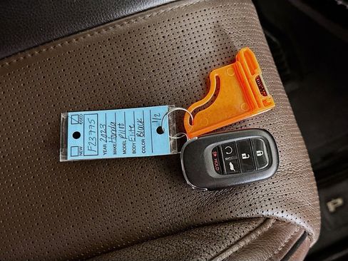 Used 2023 Honda Pilot Elite image 39