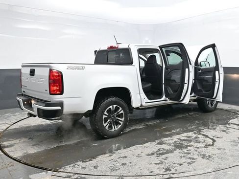 Used 2022 Chevrolet Colorado Z71 w/ Safety Package image 43