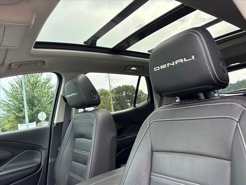 Certified 2024 GMC Terrain Denali w/ Denali Premium Package AWD/4WD image 19