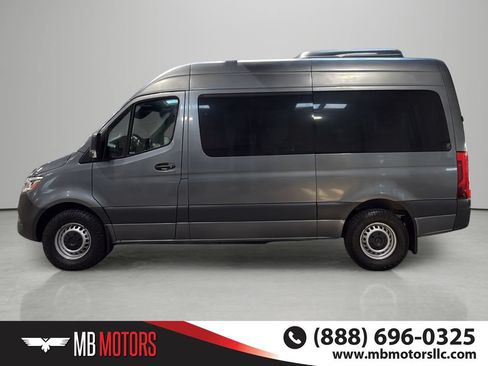 Used 2023 Mercedes-Benz Sprinter 2500 image 2