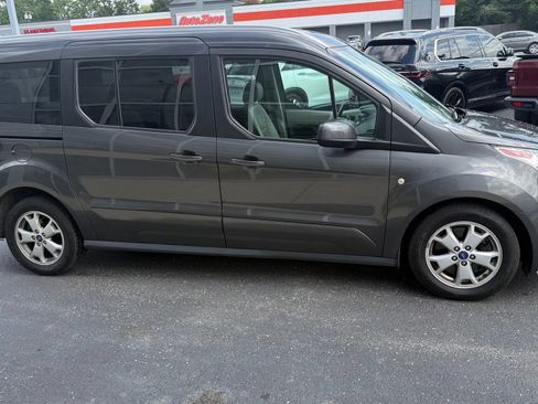 Used 2016 Ford Transit Connect Titanium FWD image 6