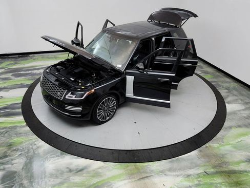 Used 2018 Land Rover Range Rover Autobiography AWD/4WD image 17