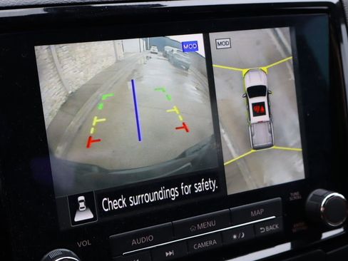 Used 2023 Nissan Frontier PRO-4X w/ Pro Convenience Package image 7