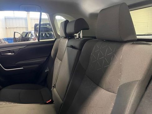 Used 2024 Toyota RAV4 XLE FWD image 18