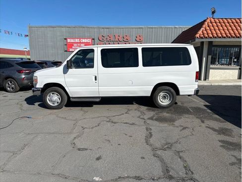 Used 2013 Ford E-150 and Econoline 150 Wagon RWD image 1