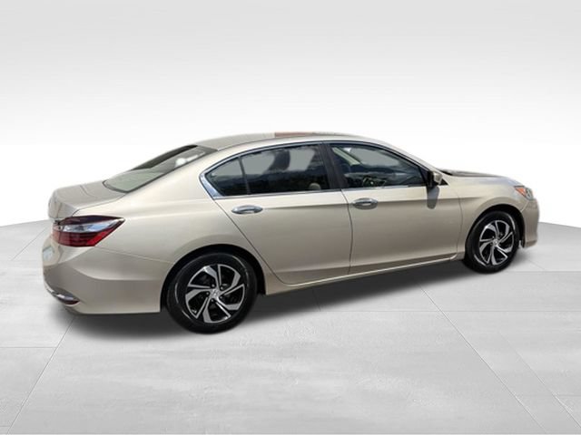 Used 2017 Honda Accord LX image 23