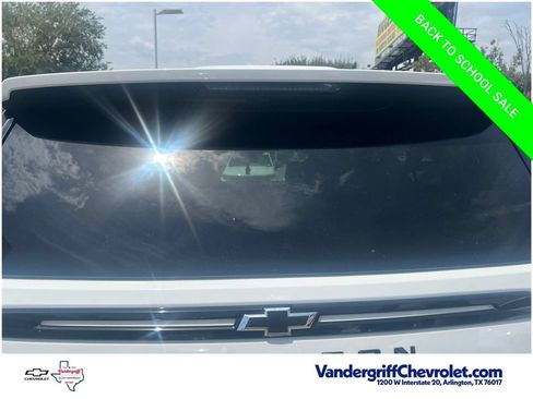 Used 2023 Chevrolet Suburban Z71 AWD/4WD image 9