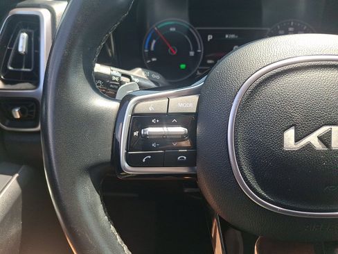 Used 2023 Kia Sorento EX AWD/4WD image 23