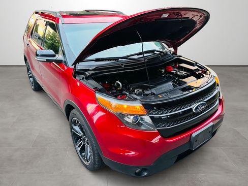 Used 2014 Ford Explorer Sport w/ Equipment Group 401A AWD/4WD image 8