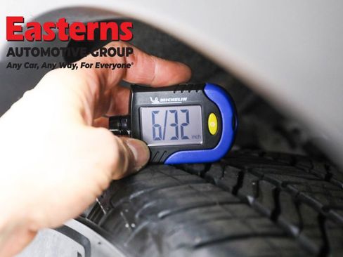 Used 2018 Toyota RAV4 XLE w/ Convenience Package image 26