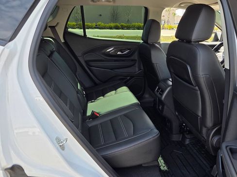 Used 2024 GMC Terrain Denali AWD/4WD image 16