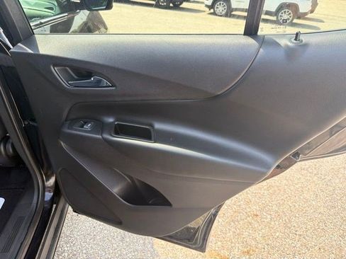 Used 2020 Chevrolet Equinox LT AWD/4WD image 18