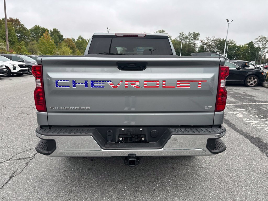 Used 2024 Chevrolet Silverado 1500 LT AWD/4WD image 6
