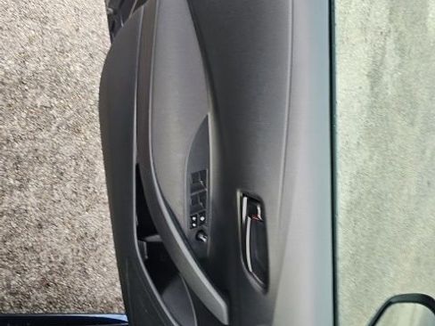 Used 2024 Toyota Corolla LE image 29