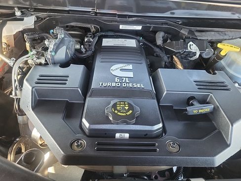Used 2022 RAM 3500 Limited image 13
