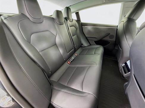 Used 2025 Tesla Model 3 Long Range image 29