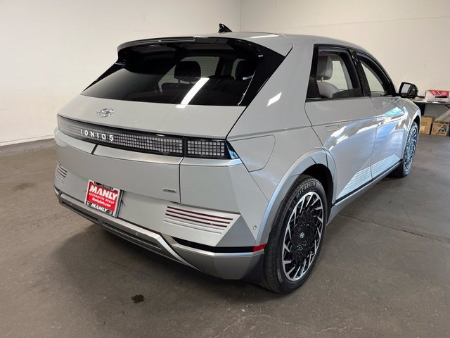 Used 2023 Hyundai Ioniq 5 Limited AWD/4WD image 3