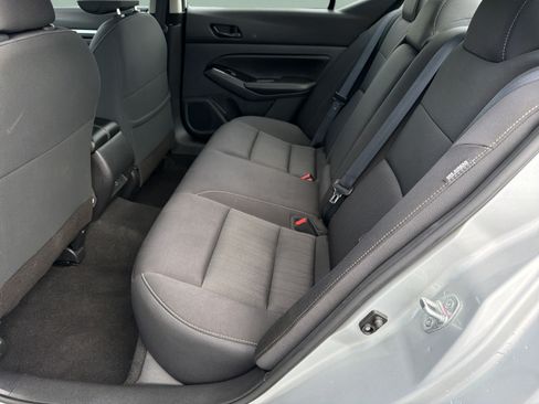 Used 2023 Nissan Altima 2.5 SV FWD image 29