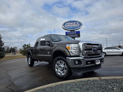 Used 2016 Ford F250 Lariat w/ Chrome Package image 2