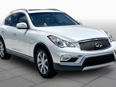 Used 2017 INFINITI QX50 2WD w/ Premium Plus Package image 3
