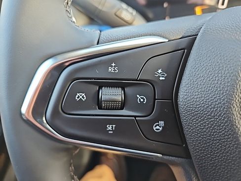 New 2026 Chevrolet Trax LT w/ Driver Confidence Package image 12