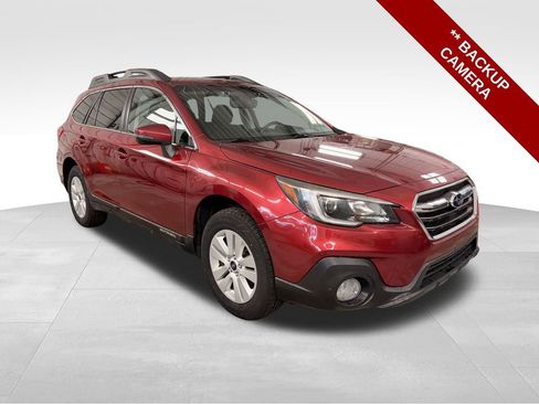 Used 2019 Subaru Outback 2.5i Premium image 10