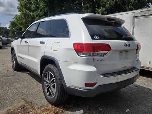 Used 2019 Jeep Grand Cherokee Limited RWD image 3
