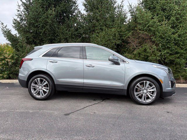 Certified 2024 Cadillac XT5 Premium Luxury w/ LPO, Floor Liner Package AWD/4WD image 9