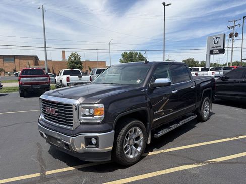Used 2015 GMC Sierra 1500 SLT w/ SLT Crew Cab Value Package AWD/4WD image 5
